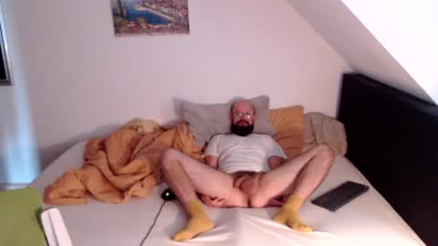 Snapshot of age_of_pleasure chatting on 07/23/26, 09:40 age_of_pleasure online show from 07/23/26, 09:40