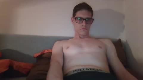 Snapshot of agentradnai96 chatting on 04/03/26, 10:30 agentradnai96 online show from 04/03/26, 10:30