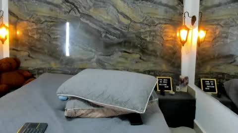 agnes_02 online show from 03/20/26, 02:11