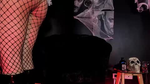 agnes_jones online show from 10/15/25, 09:04