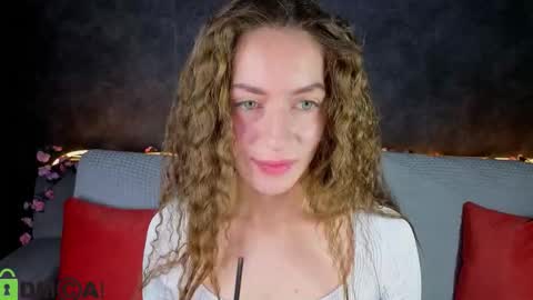 agnes wells online show from 11/22/25, 09:19