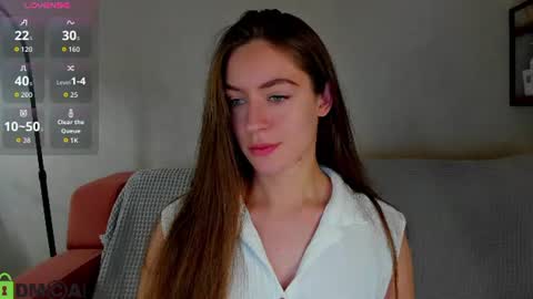 Snapshot of agnes_wells chatting on 06/12/26, 01:15 agnes wells online show from 06/12/26, 01:15