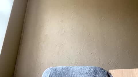 Agnes online show from 10/12/25, 09:08