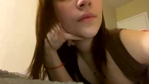 Agnes online show from 03/25/26, 10:16