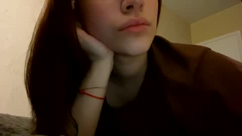 Agnes online show from 04/03/26, 10:19