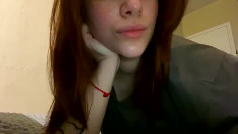 Agnes online show from 04/04/26, 10:07