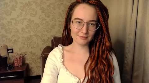 Agnes online show from 10/18/25, 10:10