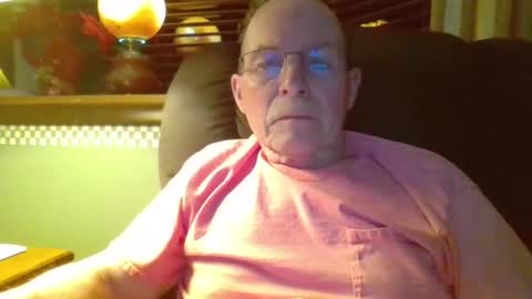 aguynrkfrd online show from 12/31/24, 03:55