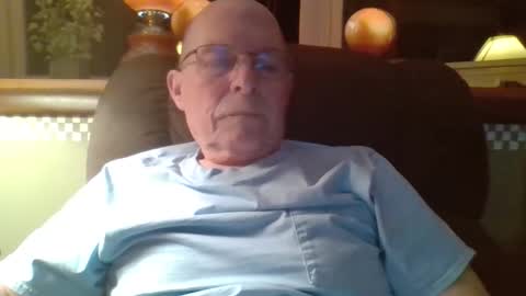 aguynrkfrd online show from 04/01/26, 09:32