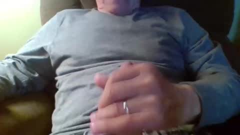 aguynrkfrd online show from 04/20/26, 10:29