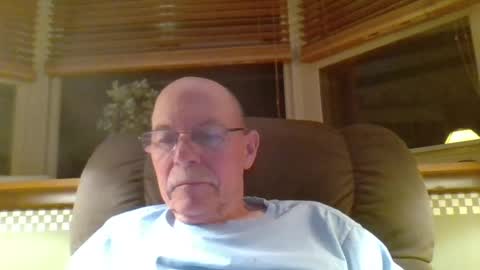 aguynrkfrd online show from 07/18/26, 09:35