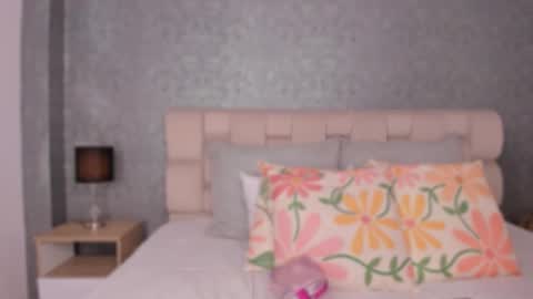 Ahmara  online show from 09/18/25, 11:34