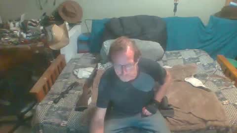 Snapshot of ahardmaniam chatting on 09/17/25, 09:00 Jimmy online show from 09/17/25, 09:00