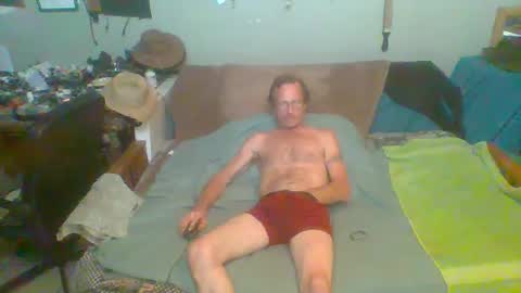 Snapshot of ahardmaniam chatting on 09/28/25, 01:27 Jimmy online show from 09/28/25, 01:27