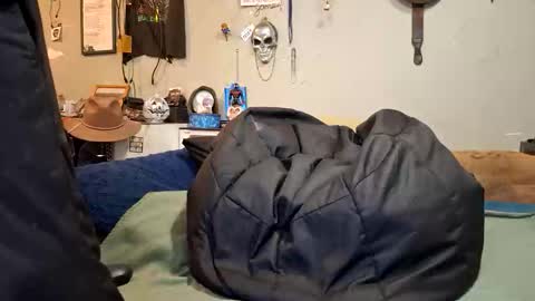 Snapshot of ahardmaniam chatting on 01/08/26, 05:48 Jimmy online show from 01/08/26, 05:48