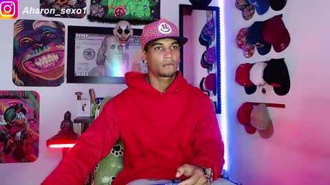 Snapshot of aharon_sexo1 chatting on 01/07/25, 02:42 Aharon  Zamora online show from 01/07/25, 02:42