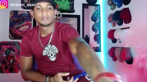 Snapshot of aharon_sexo1 chatting on 01/10/25, 07:46 Aharon  Zamora online show from 01/10/25, 07:46