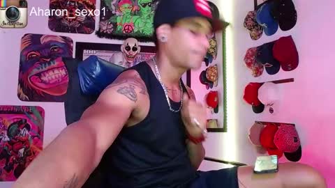 Snapshot of aharon_sexo1 chatting on 01/19/25, 10:39 Aharon  Zamora online show from 01/19/25, 10:39