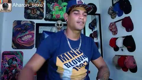Snapshot of aharon_sexo1 chatting on 01/20/25, 07:25 Aharon  Zamora online show from 01/20/25, 07:25