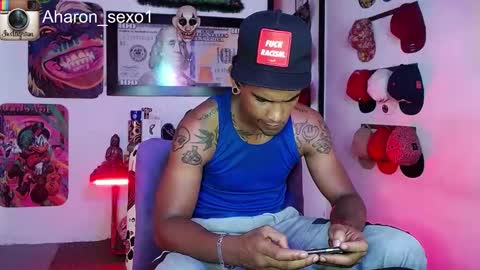 Snapshot of aharon_sexo1 chatting on 01/26/25, 10:57 Aharon  Zamora online show from 01/26/25, 10:57
