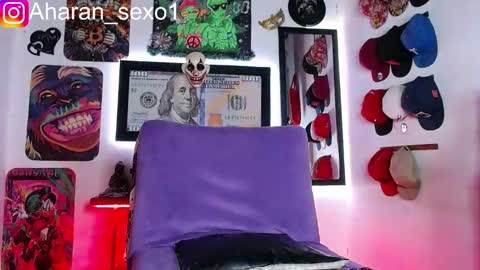 Snapshot of aharon_sexo1 chatting on 02/01/25, 11:58 Aharon  Zamora online show from 02/01/25, 11:58
