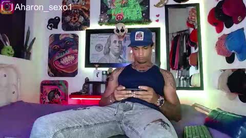 Snapshot of aharon_sexo1 chatting on 03/05/25, 10:21 Aharon  Zamora online show from 03/05/25, 10:21