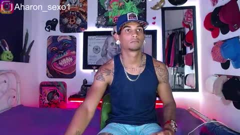 Snapshot of aharon_sexo1 chatting on 03/06/25, 01:37 Aharon  Zamora online show from 03/06/25, 01:37