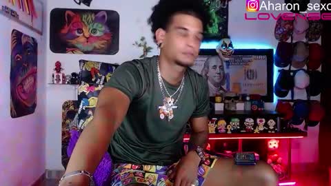 Snapshot of aharon_sexo1 chatting on 10/24/25, 10:50 Aharon  Zamora online show from 10/24/25, 10:50