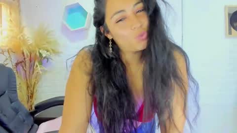 Snapshot of ahisha09 chatting on 03/08/25, 04:28 Ahisha online show from 03/08/25, 04:28