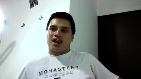 Snapshot of ahntony__69 chatting on 01/20/25, 04:32 ahntony 69 online show from 01/20/25, 04:32
