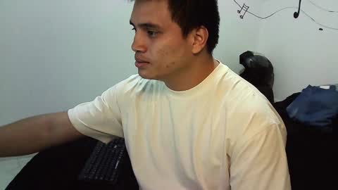 Snapshot of ahntony__69 chatting on 03/03/25, 10:42 ahntony 69 online show from 03/03/25, 10:42