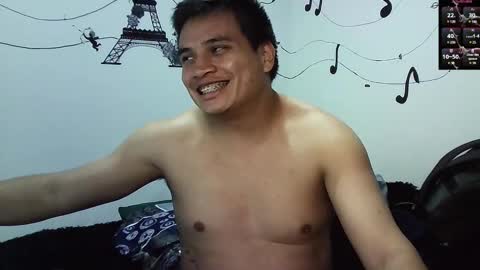 Snapshot of ahntony__69 chatting on 03/06/25, 02:09 ahntony 69 online show from 03/06/25, 02:09