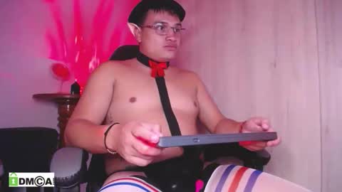 Snapshot of ahntony__69 chatting on 04/01/26, 04:35 ahntony 69 online show from 04/01/26, 04:35