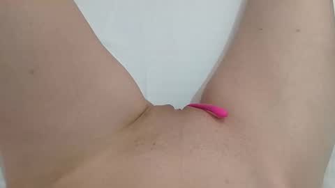 Snapshot of ahsexi chatting on 02/06/26, 01:25 Taylor online show from 02/06/26, 01:25