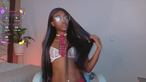 Ahvi Ebony online show from 06/05/26, 02:12