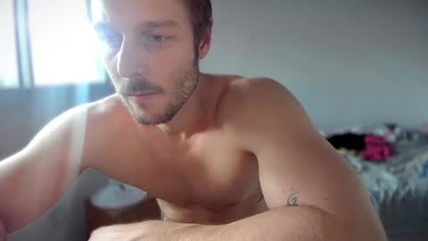 Snapshot of aiasar chatting on 01/22/25, 08:17 Aiasar online show from 01/22/25, 08:17