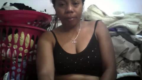 Aicha boobs online show from 05/18/26, 12:51