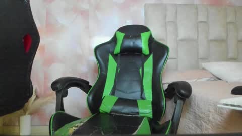 karoline  online show from 03/11/25, 11:37