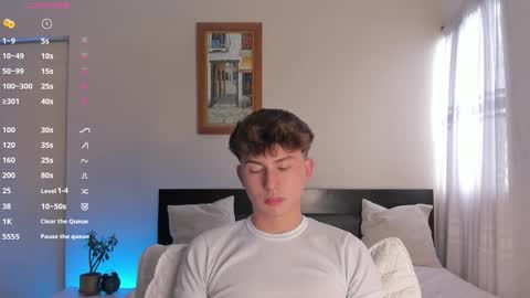 A H  online show from 12/17/24, 08:21