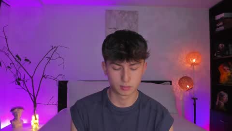 A H  online show from 02/16/25, 01:58