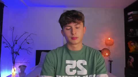 A H  online show from 02/21/25, 01:33