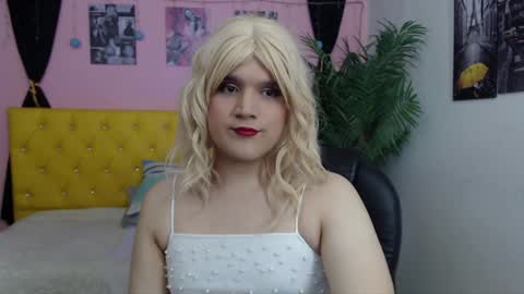 Snapshot of aidan_twink chatting on 01/19/25, 10:49 AIDAN online show from 01/19/25, 10:49