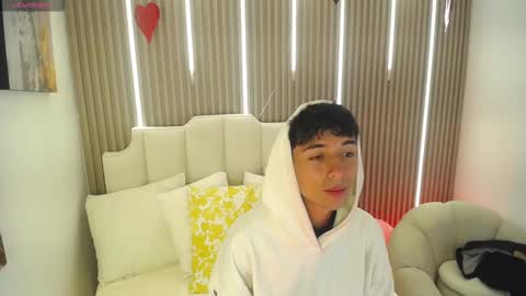 Aiden online show from 02/17/26, 12:23