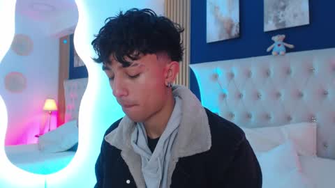 Aiden online show from 04/07/26, 12:49