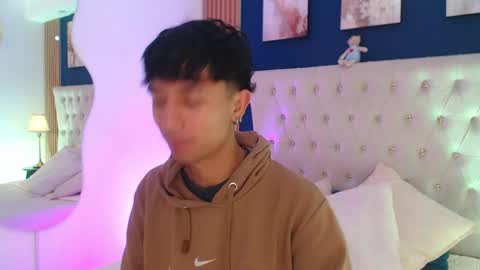 Aiden online show from 04/13/26, 12:54