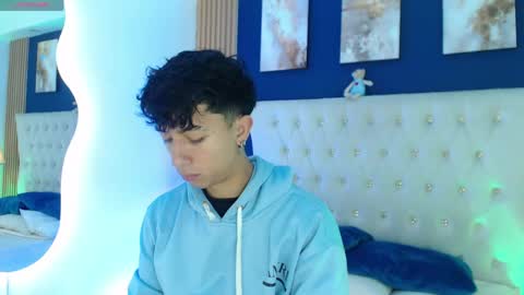 Aiden online show from 04/17/26, 01:03