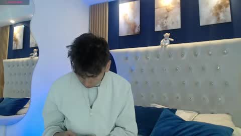 Snapshot of aiden_rivers_ chatting on 05/19/26, 12:33 Aiden online show from 05/19/26, 12:33