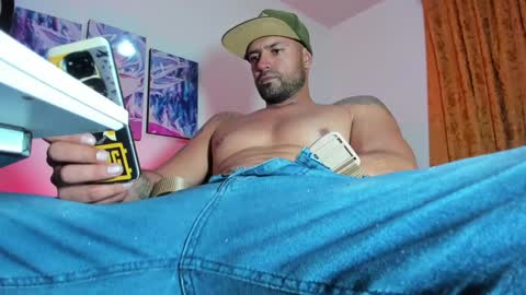 Aiden Brites online show from 12/17/24, 06:24