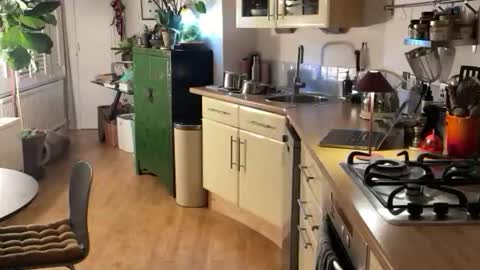 Spicyla online show from 10/31/25, 06:53