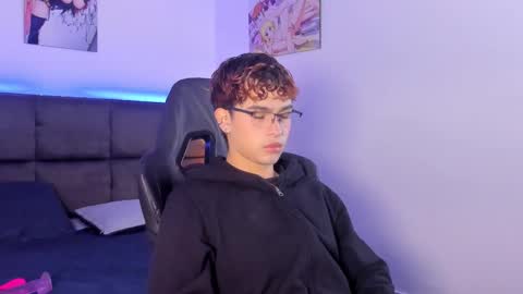 Aiden  online show from 10/18/25, 11:55